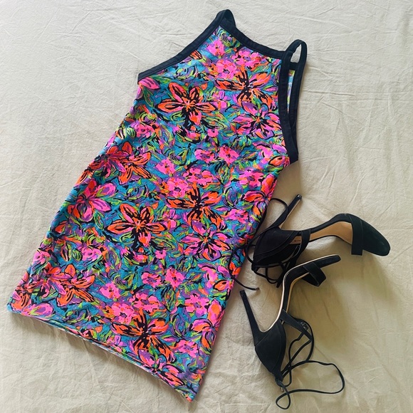 Dresses & Skirts - Motel Zamora FLURO Dress